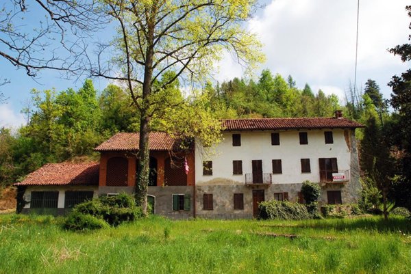 casa indipendente in vendita a Castelnuovo Don Bosco in zona Ranello