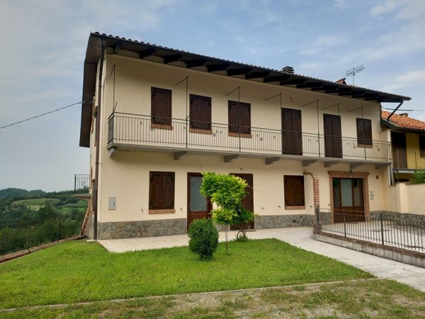 casa indipendente in vendita a Castelnuovo Don Bosco