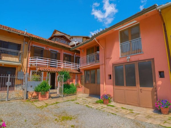 casa indipendente in vendita a Castelnuovo Don Bosco