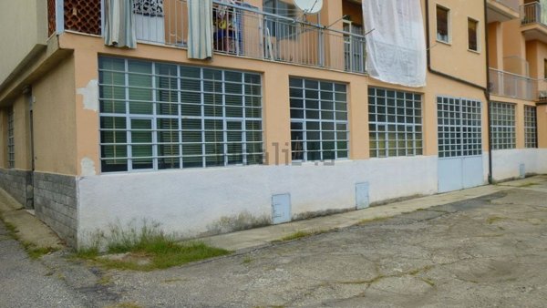 ufficio in vendita a Castelnuovo Don Bosco