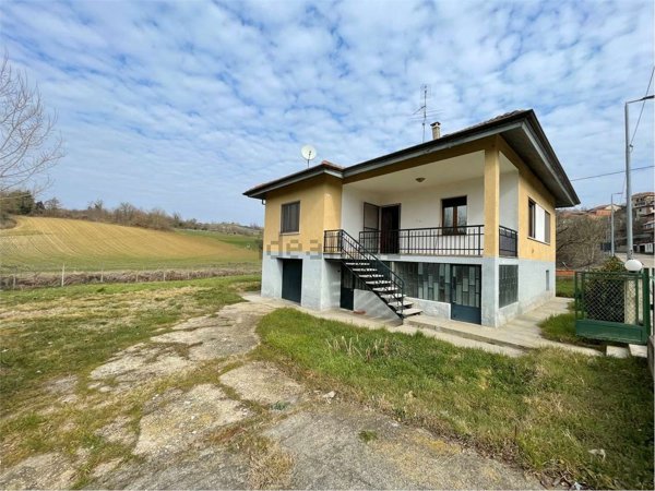 casa indipendente in vendita a Castelnuovo Don Bosco