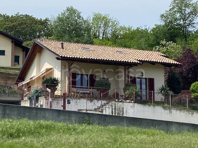 casa indipendente in vendita a Castelnuovo Don Bosco