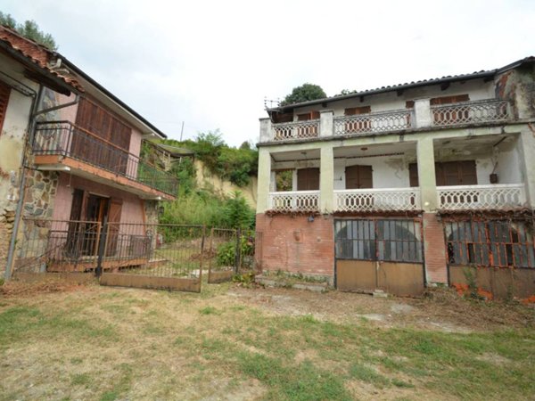 casa indipendente in vendita a Castelnuovo Don Bosco in zona Ranello