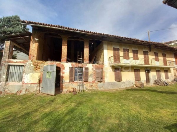 casale in vendita a Castelnuovo Don Bosco