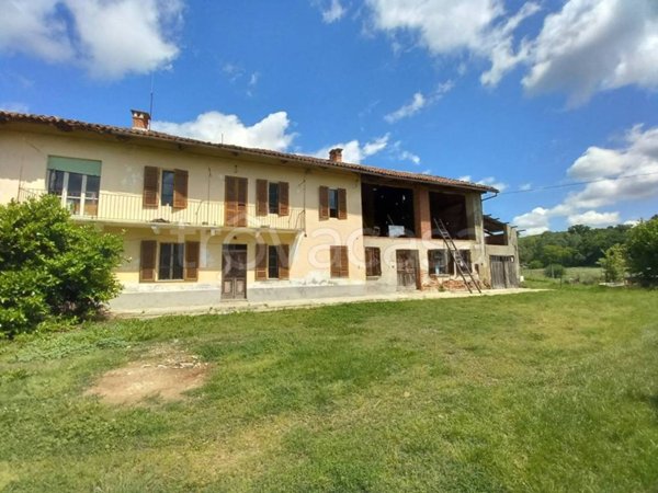 casa indipendente in vendita a Castelnuovo Don Bosco in zona Morialdo