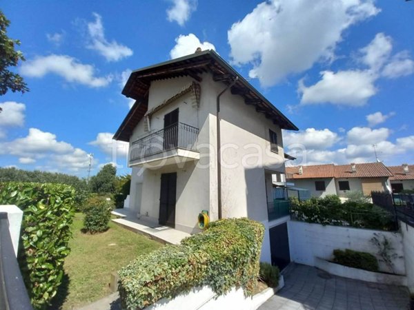 casa indipendente in vendita a Castelnuovo Don Bosco