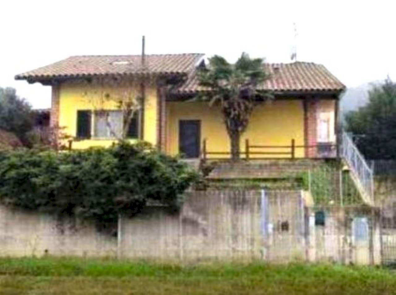 casa indipendente in vendita a Castelnuovo Don Bosco