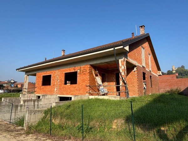 casa indipendente in vendita a Castelnuovo Don Bosco
