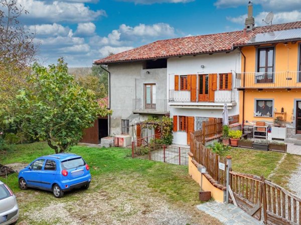casa indipendente in vendita a Castelnuovo Don Bosco in zona Nevissano