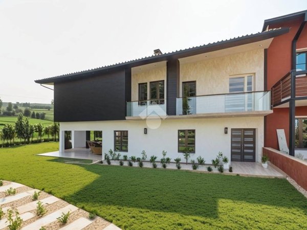 casale in vendita a Castelnuovo Don Bosco in zona Nevissano