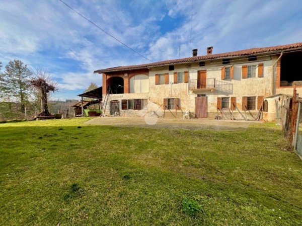 casa indipendente in vendita a Castelnuovo Don Bosco in zona Ranello