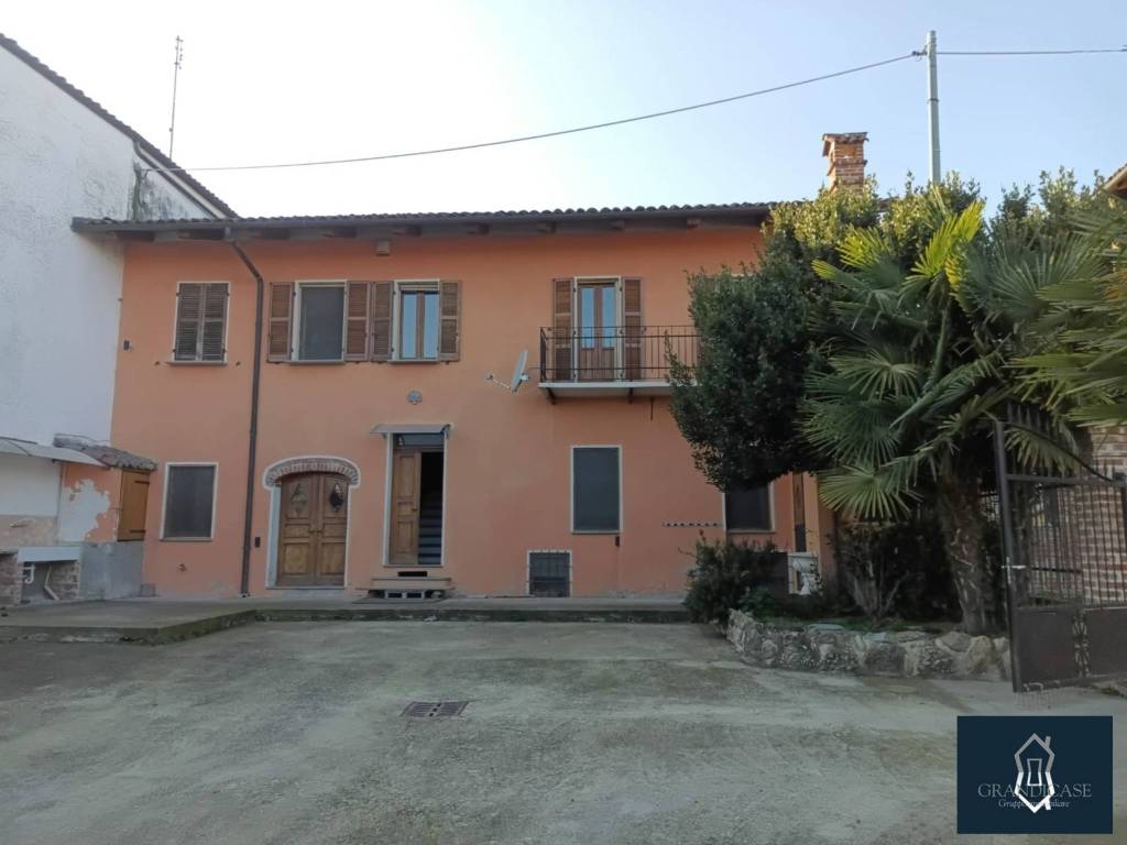 casa indipendente in vendita a Castelnuovo Don Bosco in zona Morialdo