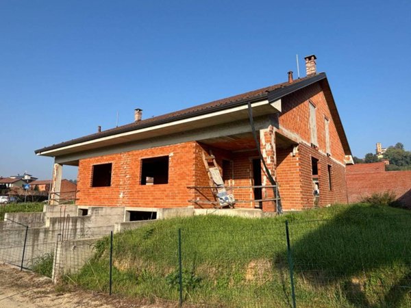 casa indipendente in vendita a Castelnuovo Don Bosco