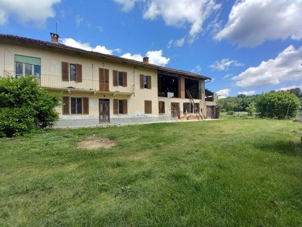 casale in vendita a Castelnuovo Don Bosco in zona Morialdo