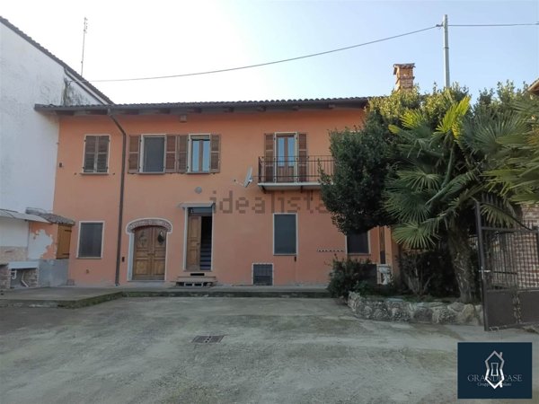 casale in vendita a Castelnuovo Don Bosco in zona Morialdo