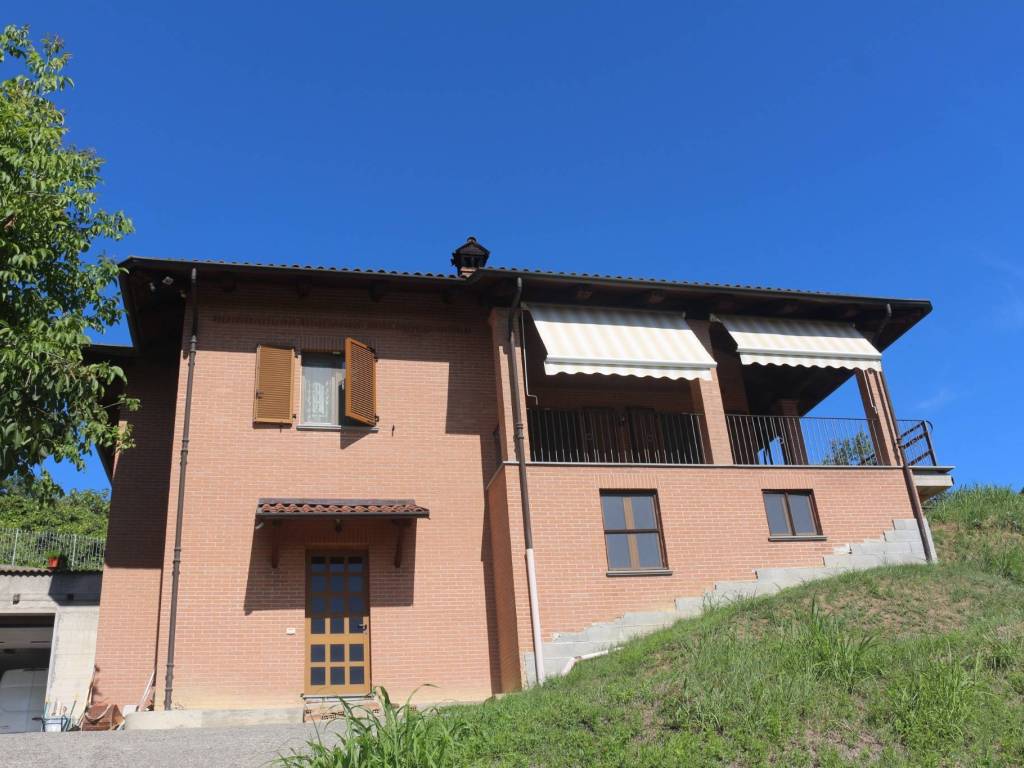 casa indipendente in vendita a Castelnuovo Don Bosco
