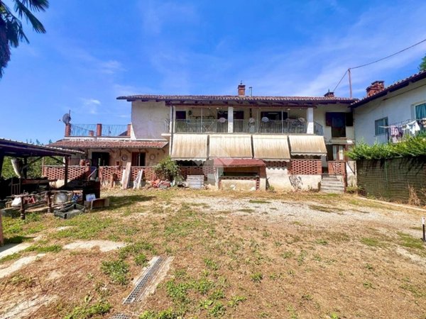 casa indipendente in vendita a Castelnuovo Don Bosco in zona Ranello