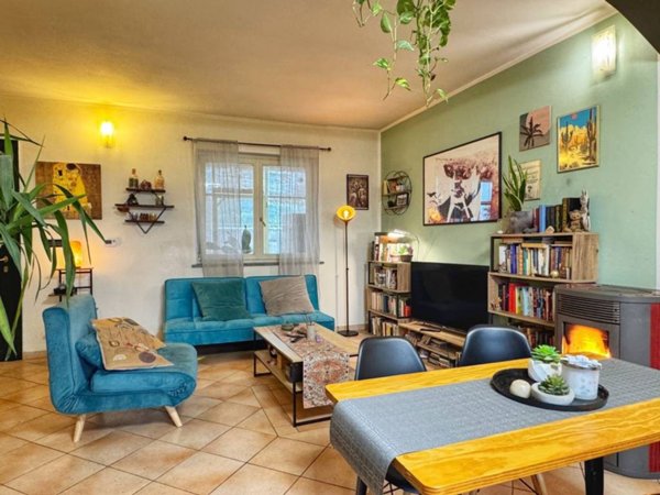 casa indipendente in vendita a Cellarengo