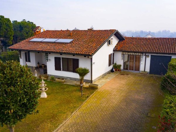 casa indipendente in vendita a Cellarengo