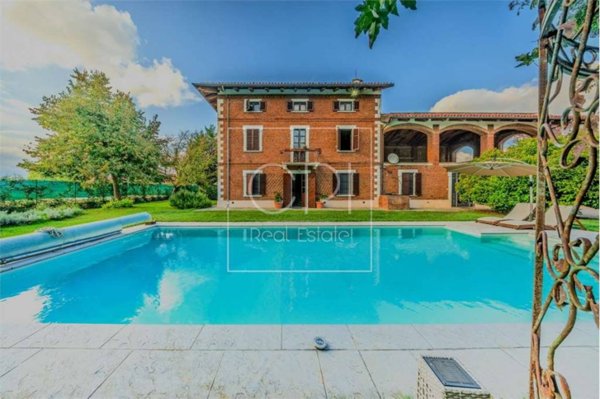casa indipendente in vendita a Cellarengo