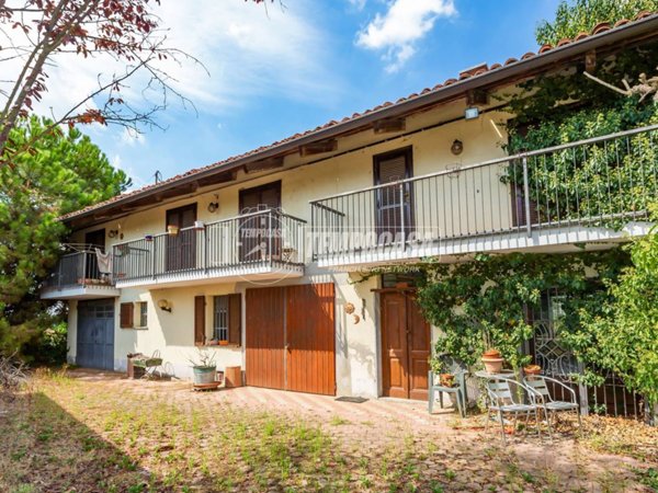 casa indipendente in vendita a Cellarengo