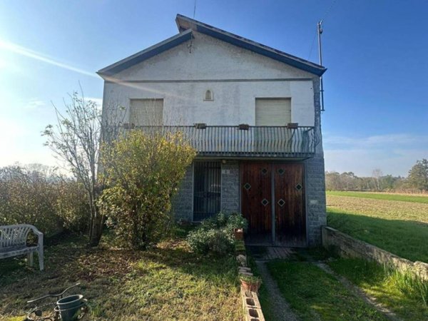 casa indipendente in vendita a Celle Enomondo