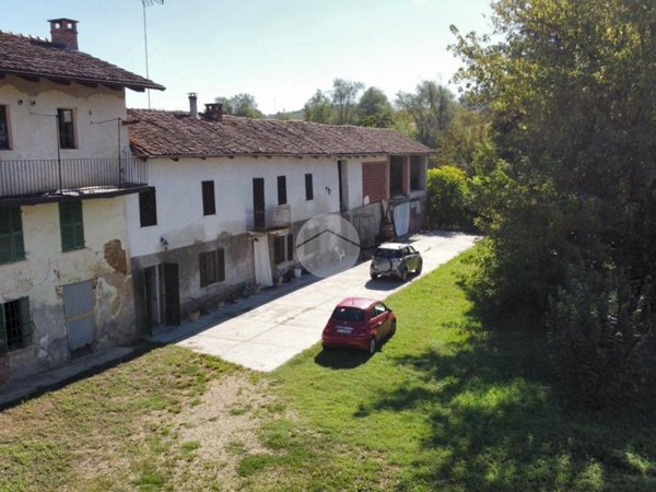 casa indipendente in vendita a Celle Enomondo in zona Merlazza