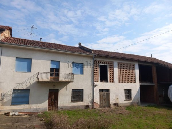 quadrivano in vendita a Celle Enomondo