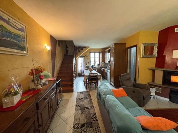 casa indipendente in vendita a Celle Enomondo
