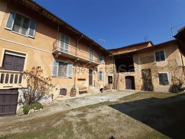 quadrivano in vendita a Cerreto d'Asti
