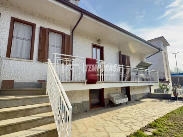casa indipendente in vendita a Cerreto d'Asti