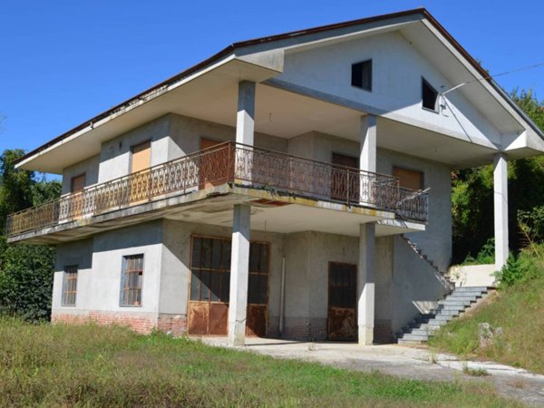 casa indipendente in vendita a Cerreto d'Asti