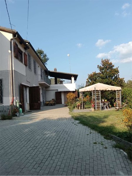 casa indipendente in vendita a Cerreto d'Asti