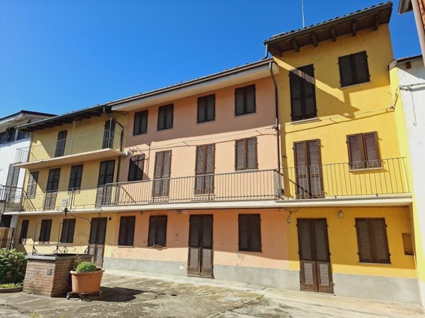 casa indipendente in vendita a Cerro Tanaro