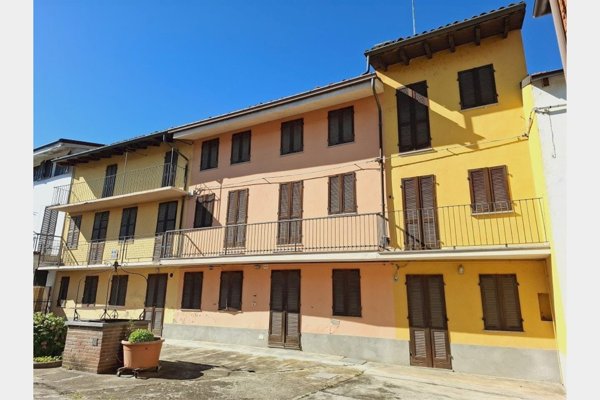 casa indipendente in vendita a Cerro Tanaro
