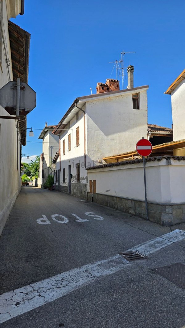 casa indipendente in vendita a Cerro Tanaro