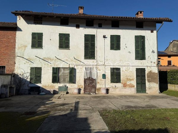 casa indipendente in vendita a Cerro Tanaro