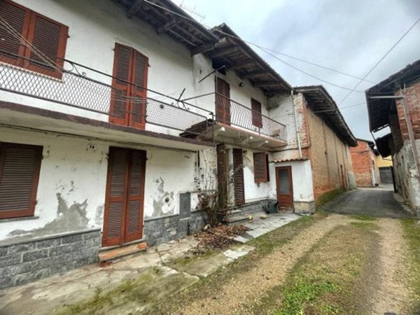 casale in vendita a Cerro Tanaro