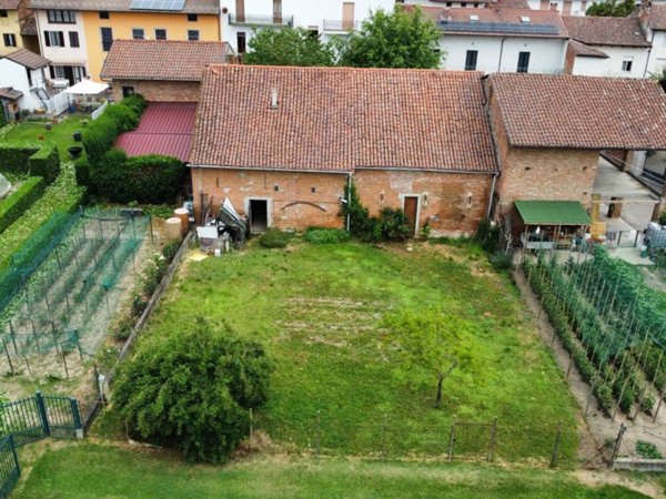 appartamento in vendita a Cerro Tanaro