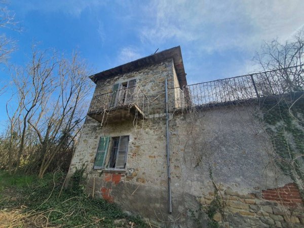 casa semindipendente in vendita a Cessole