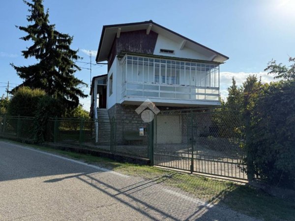 casa indipendente in vendita a Cessole