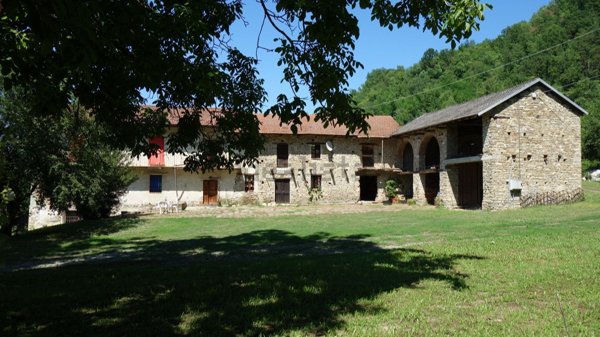 casa indipendente in vendita a Cessole