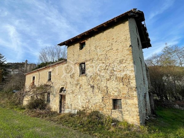 casale in vendita a Cessole