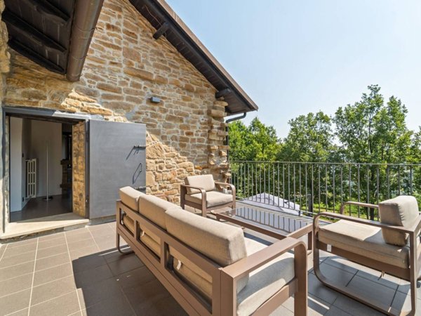 casa indipendente in vendita a Cessole