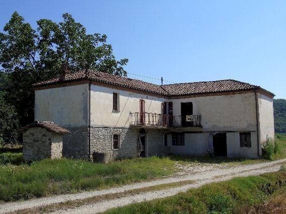 casa indipendente in vendita a Cessole
