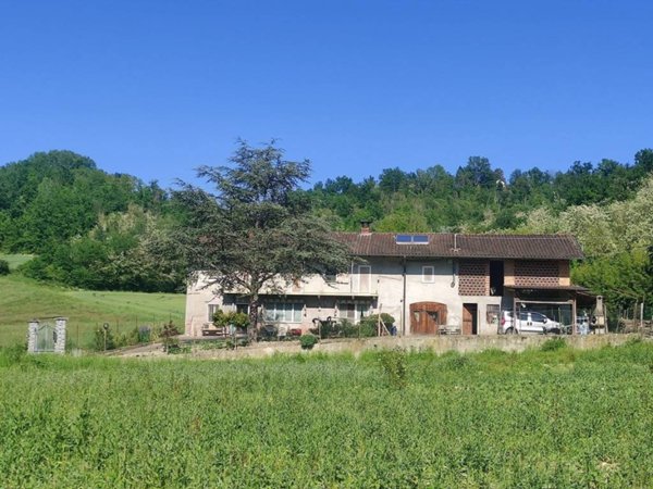 casa indipendente in vendita a Chiusano d'Asti