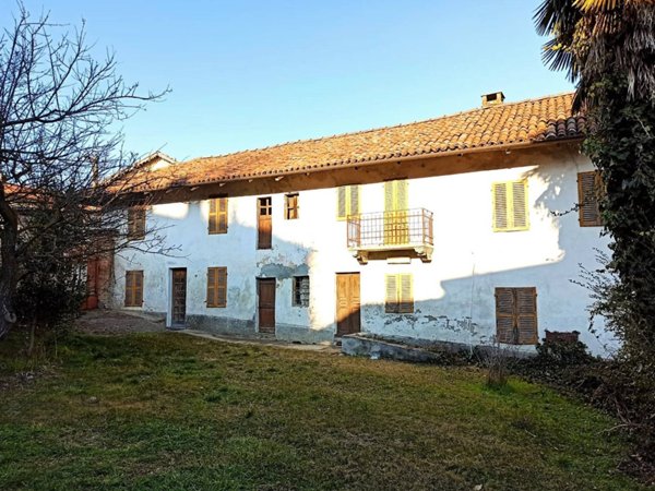 casa indipendente in vendita a Chiusano d'Asti