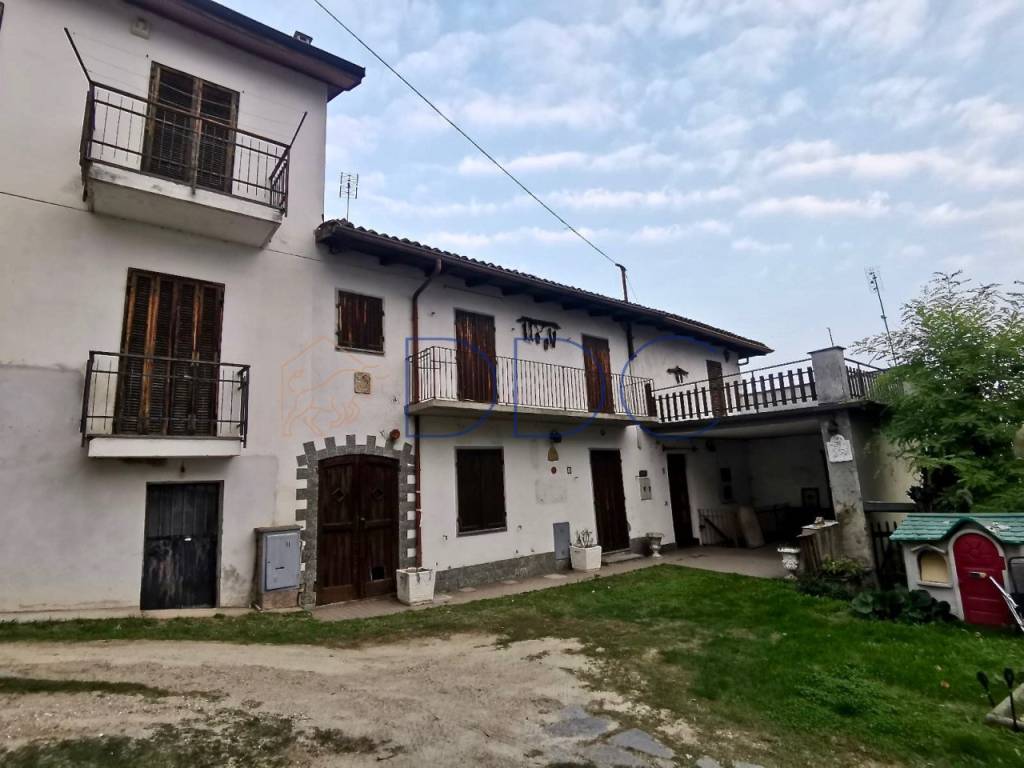 casa indipendente in vendita a Chiusano d'Asti
