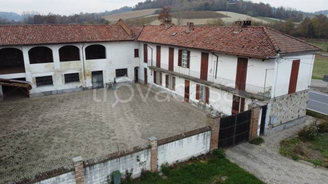 casa indipendente in vendita a Chiusano d'Asti
