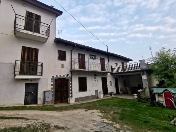 casa indipendente in vendita a Chiusano d'Asti